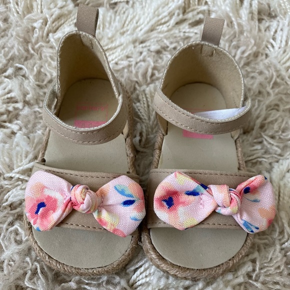 Carter’s baby sandals - Picture 2 of 8